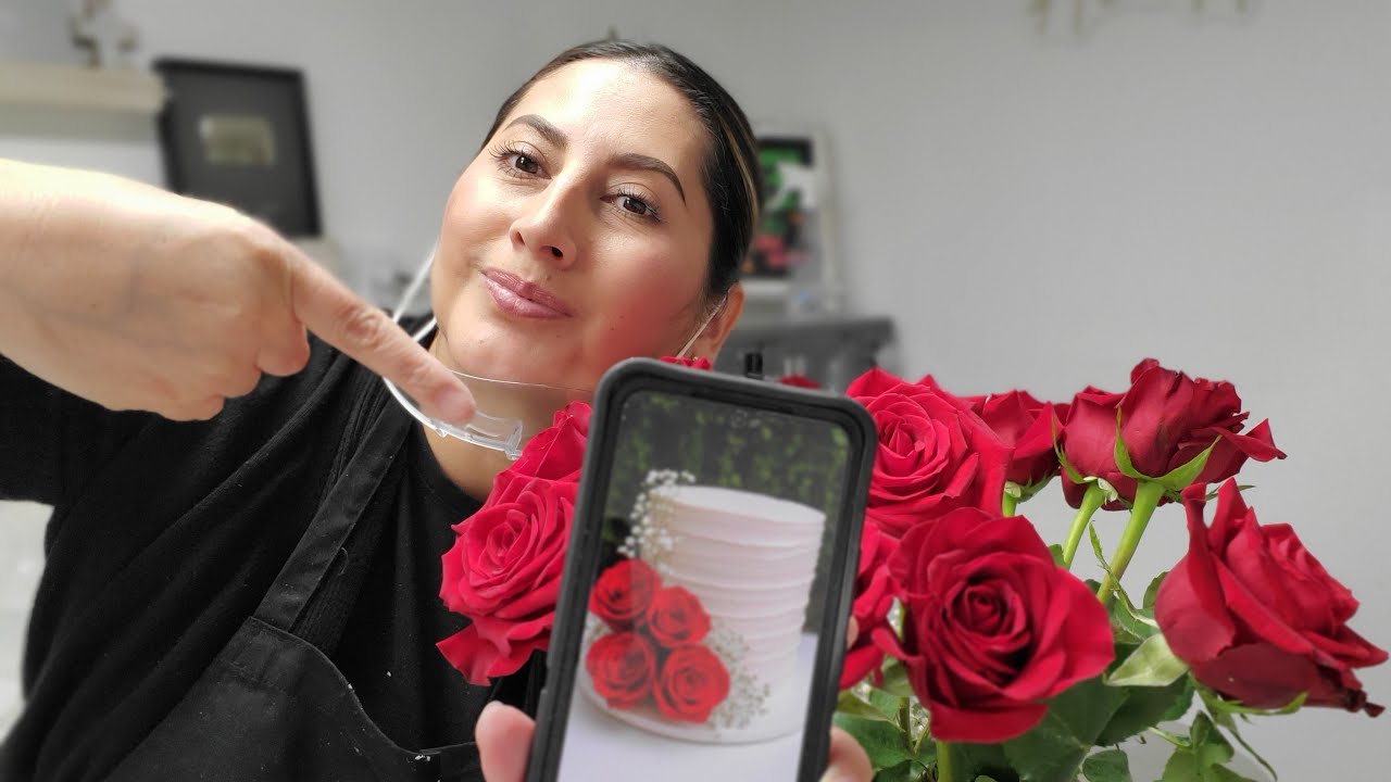 $30 dól pagué por esta docena de rosas  Para decorar este pastel 😱