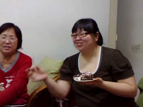 20100313倫生日之妹肚大到快掉地.mp4