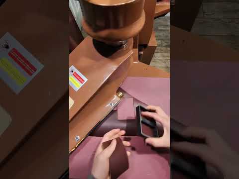 Cutting some wallets!