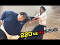 Does the aikido master techniques work for a 220kg former sumo wrestler4x weight difference