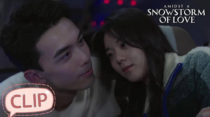 He kissed Yin Guo's hand affectionately !💋 | Amidst a Snowstorm of Love | EP21 Clip - DayDayNews