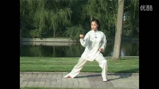 邱慧芳42式太極拳教學~第四段(1) (30.虚步壓掌 31.獨立托掌 32.馬步靠 33.轉身大捋 34.歇步擒打 35.穿掌下勢) 42 form taijiquan tutorial