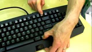 Razer Black Widow Ultimate 2013 Mechanical Keyboard Unboxing & First Look Linus Tech Tips