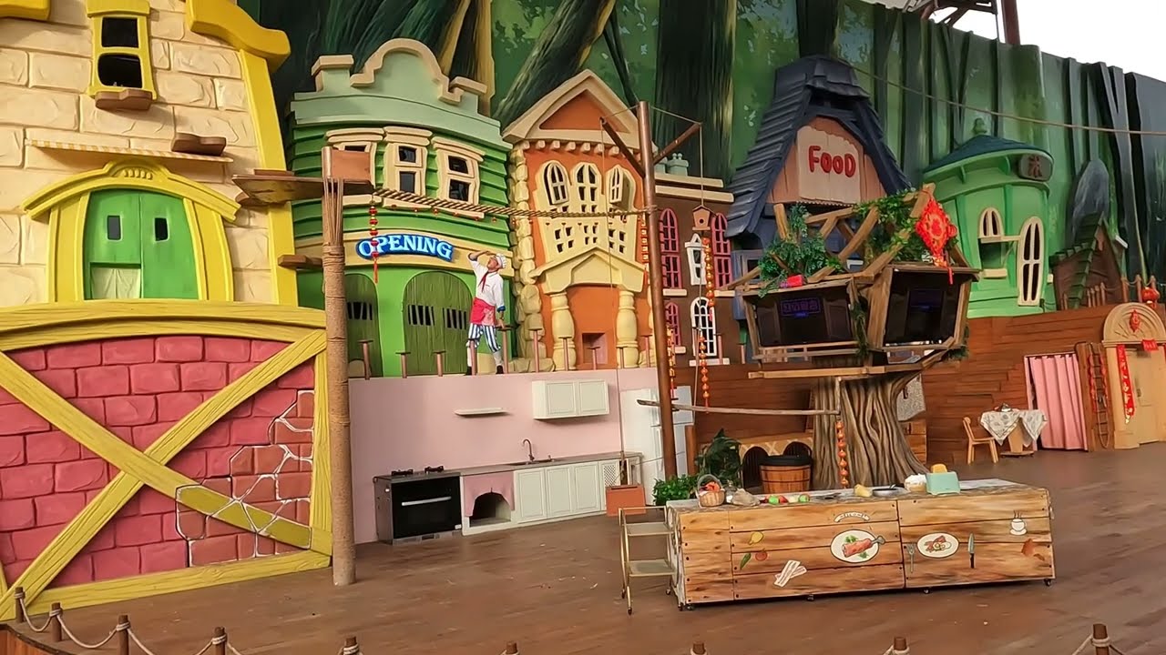 [4K] Animal show at Fairyland ocean park, Ocean Flower island, Hainan, China