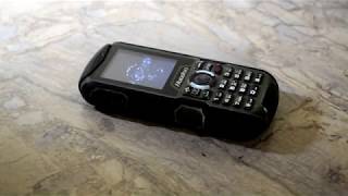 Чистка динамика громкой связи кнопочного телефона с защитой IP-68 Huadoo H1