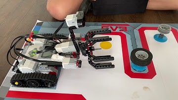 LEGO Ev3 Pick n Turn robot