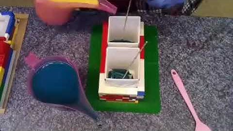 Square strainer spiderweb pull through swirl