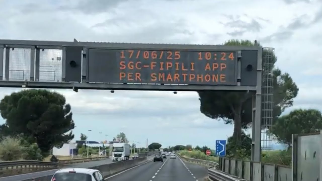 FI-PI-LI (Firenze - Pisa -Livorno), tratto Empolii Ovest - Bivio per Pisa. Slalom tra le buche.