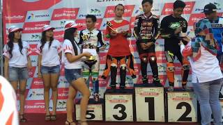 Kejadian Alvan Cebonk Saat Meraih Tropi Dihampiri Cewek Cantik