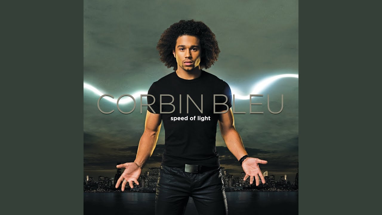 YouTube에서 Moments That Matter 보기 YouTube에서 Moments That Matter 보기