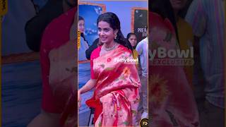 Actress #SriGouriPriya makes a graceful entry at the #ChennaiLoveStory Mega Pre Release Event.❤️‍🔥