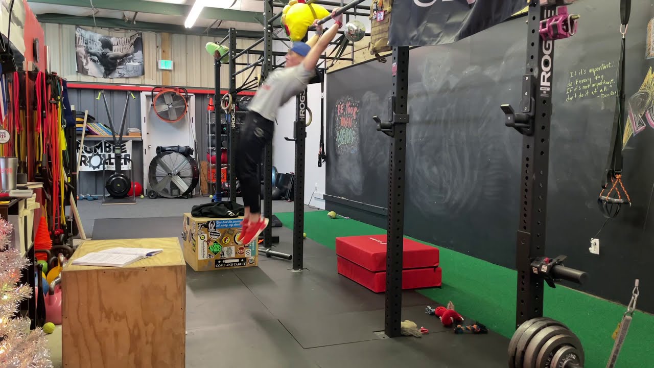 Muscle Up Drills: Toes Rise (spot them) - YouTube