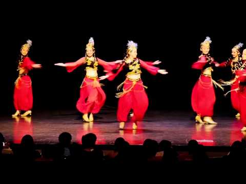 Pretty Uyghur Girls 美丽的克孜