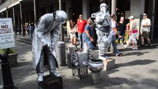 New Orleans Street Performers - The Robo Robotics! (I made up this name lol) Resimi