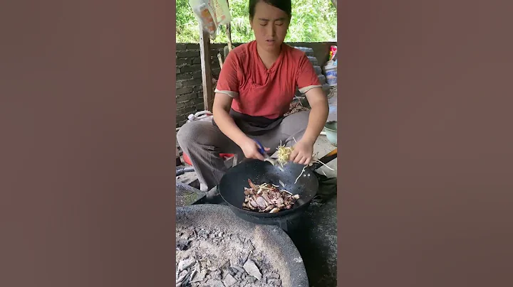 My husband worked so hard,I make yummy food for him #food #funny #shorts