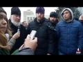 Віряни УПЦ МП пікетують Рівненську ОДА