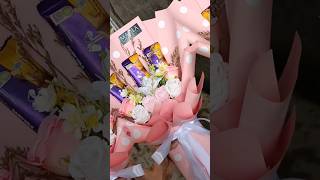 Buket Coklat mix bunga bouquet buketwisuda buketcoklat buketbunga kadounik kadoulangtahun