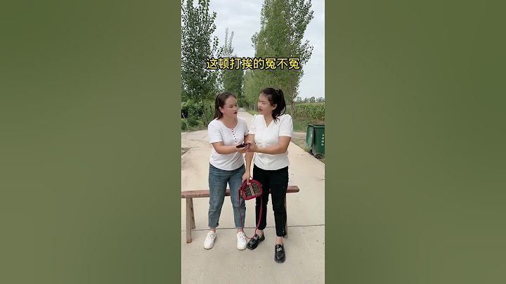“这顿打挨的冤不冤”翻译成中文就是“这顿打挨得冤不冤”。这句话本身已经是中文了，意思是“这一顿打打得冤枉吗？”或者“这顿打是不是很冤？”