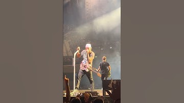ANTHEM PART TWO LIVE #blink182 #song #music #poppunk #concert #tomdelonge #markhoppus #travisbarker