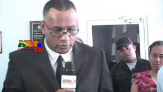 Entrega de documento al ayuntamiento de Salcedo