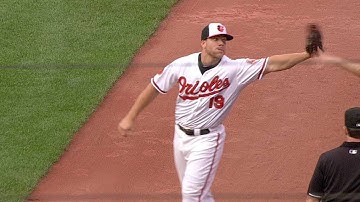 Davis makes a nice reaching grab at railing