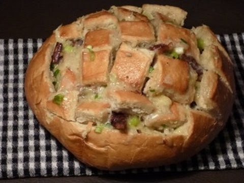 Easy Appetizer Recipes - Gorgonzola And Bacon Stuffed Bread