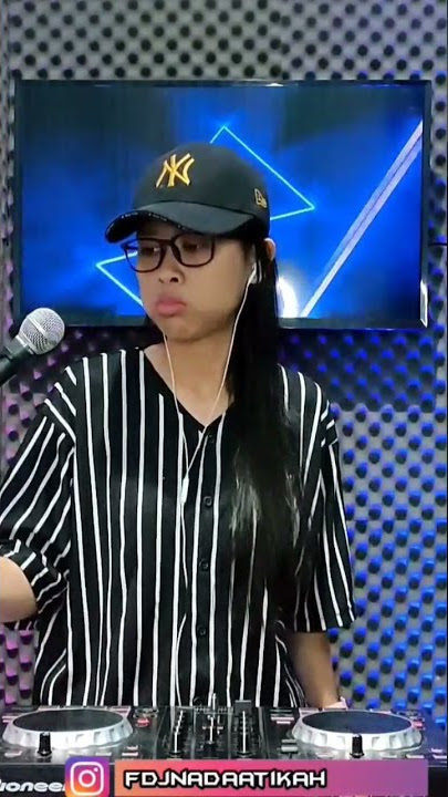 Dj Separuh Nafasku Terbang Bersama Dirimu #shorts #fdjnadaatikah #separuhnafasku