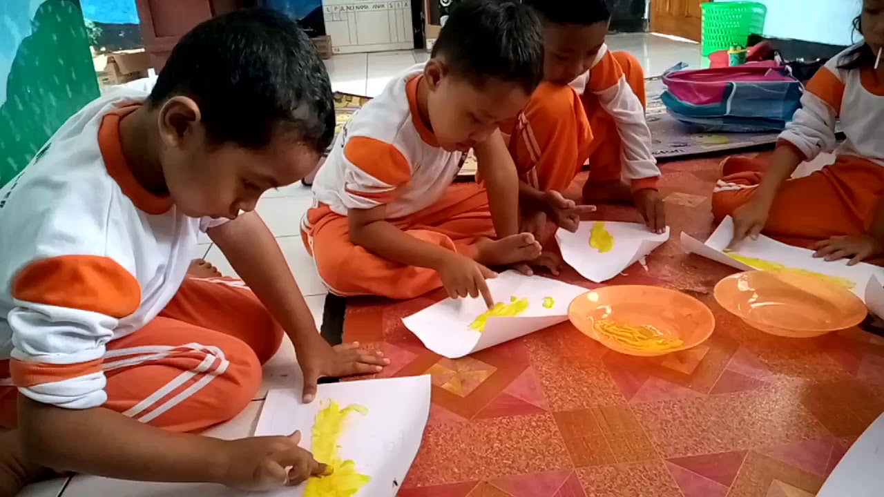 Finger Painting iTamani iBermaini iTemai Rekreasi Sub iTemai  Finger Painting iTamani iBermaini iTemai Rekreasi Sub iTemai