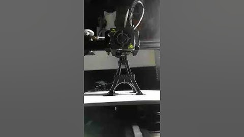 3D Printed Eiffel Tower Timelapse