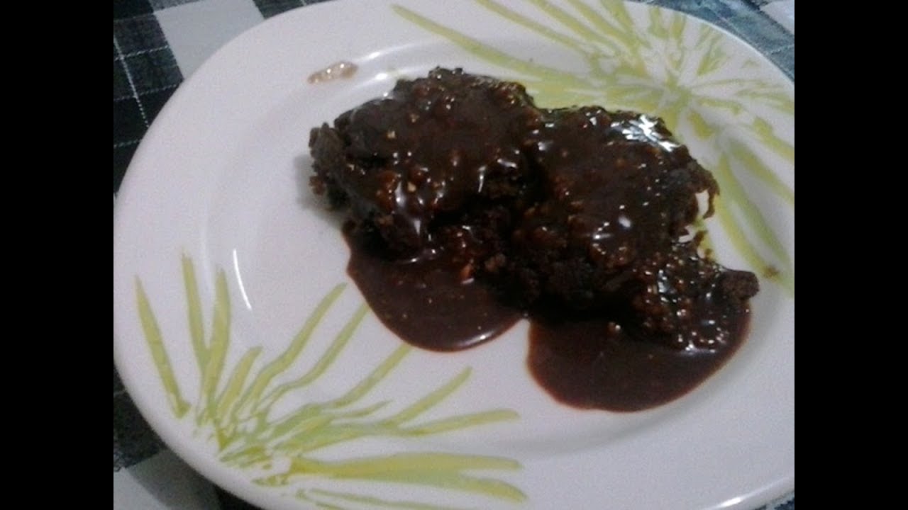 RECEITA: BROWNIE COM COBERTURA DE CHOCOLATE
