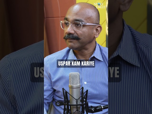 Perfect hone ki bhaag-daud 🏃chodkar,apni alag pehchaan ko gale lagao 🫂  #mnm #podcast #videopodcast