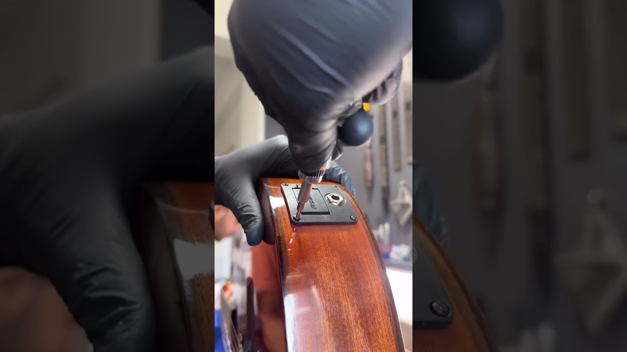 Παρακολούθηση Fishman Pickup Installation στο YouTube Παρακολούθηση Fishman Pickup Installation στο YouTube
