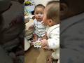 初めてりんごを食べたら勢いが凄かった#apple#baby#フルーツ