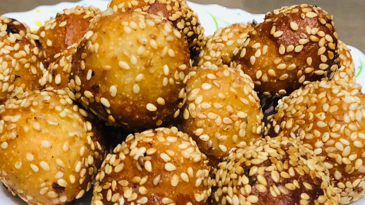 Halwai Style Andrasay at home | Meethay Pakoray Recipe | Andrasay Recipe