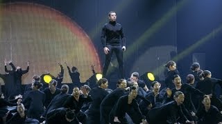 Γιώργος Μαζωνάκης - Mη μου λες να ζω με αναμνήσεις (MadWalk 2014 by Coca-Cola light)