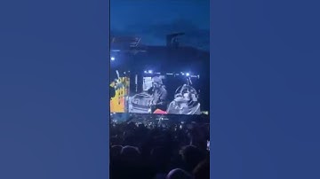 Thumbnail of Oasis – Rock 'N' Roll Star (Live) | Explosive Live Performance of a Classic Anthem #shorts