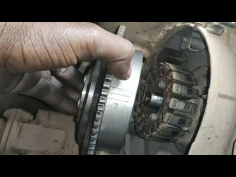 How to engine magnet pinneyum changing  bajaj auto cng