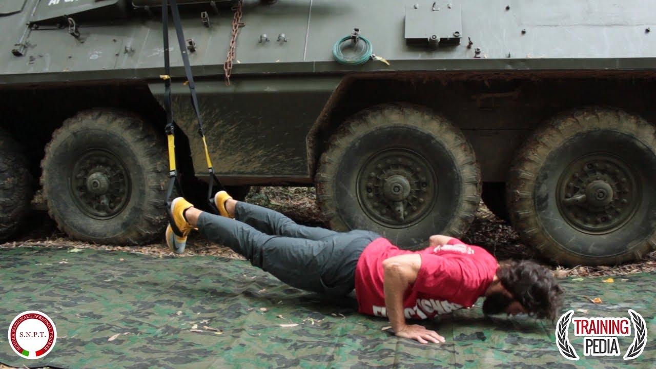 SUSPENSION TRAINING - PUSH UP - YouTube