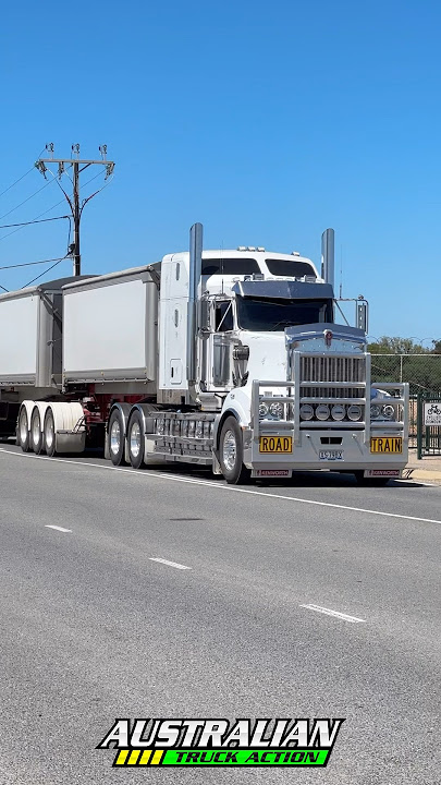 Fenton Transport Kenworth T909 grain road train