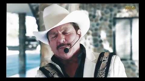 Los Invasores de Nuevo Leon - Claro Que Duele (Video Oficial)