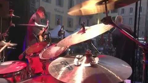 Larry Carlton Trio - Live Performance #2 - Estival Jazz - Lugano 2011