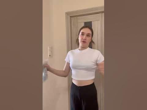 Мама и новая куртка - YouTube
