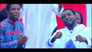 King Solomon ft. Ataa ne Ataa and Akwasi Nyarko on the song 'Onyame Tumi'
