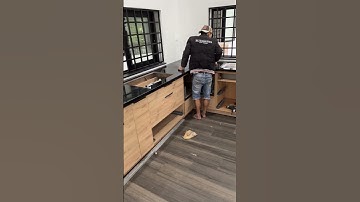 Tủ bếp chữ L với nhiều ngăn kéo #huga #tubep #tubepchuL