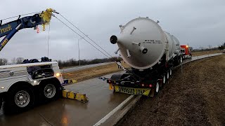 Over-Sized Load Stuck!!!  Tator and the Tight Turn Tank...