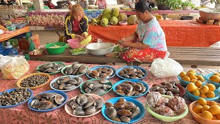 ตลาดของป่าลาว เมืองไซพูทอง แขวงสะหวันนะเขต