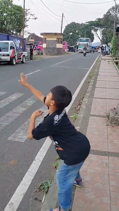 KIDS PANDA VIRAL NIH GAES BASURI CORONG ATAS❗️BUS TUNGGAL JAYA #busmania #teloletbasuri