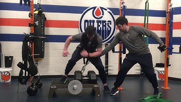 kBox Lateral Squat w/ Eccentric Overload