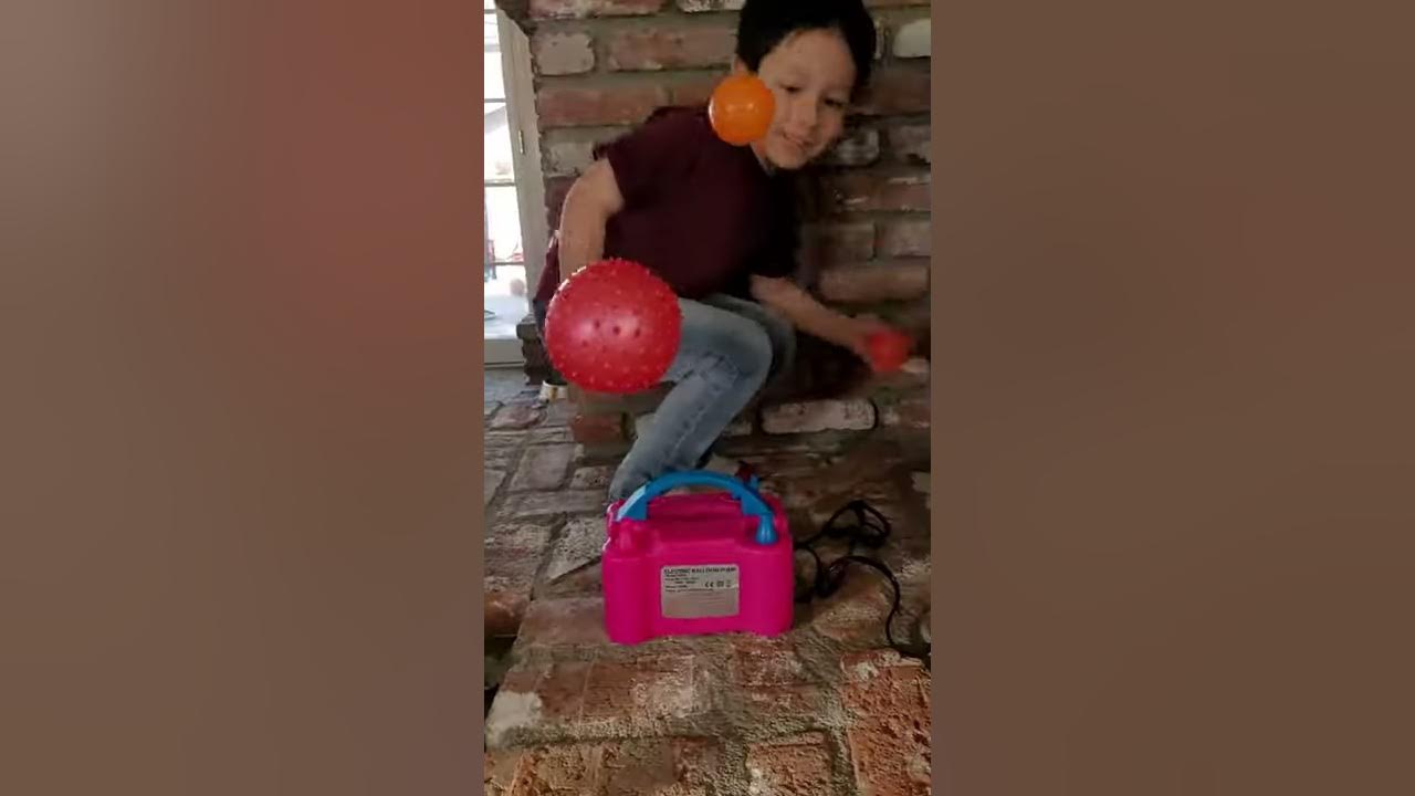 4 year old discovers Magic Floating Ball Trick!!! - YouTube