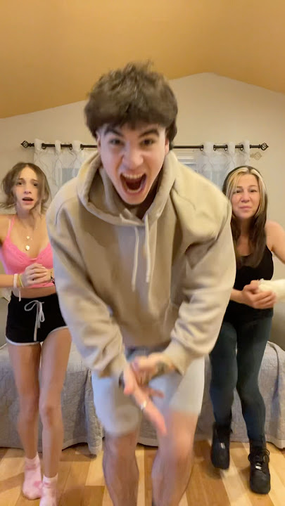 LOOK AT ME! 👀🤣